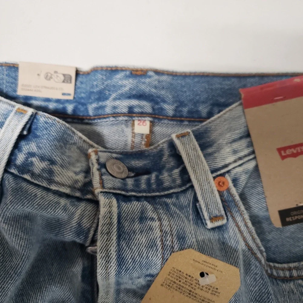 NWT Levis Denim Maxi Skirt Womens 26 Light Blue Side Slit Raw Hem Grunge Coastal - Picture 6 of 8